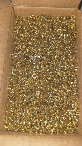 Imagen 6 de 8 de Ojetes Metálicos Para Talabarteria Dorados (precio X 200)