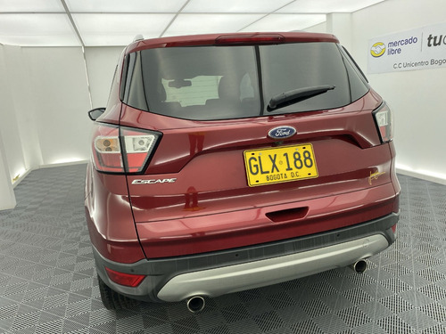 Imagen 8 de 25 de Ford Escape Se