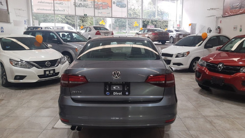Imagen 2 de 11 de Jetta Fest Std