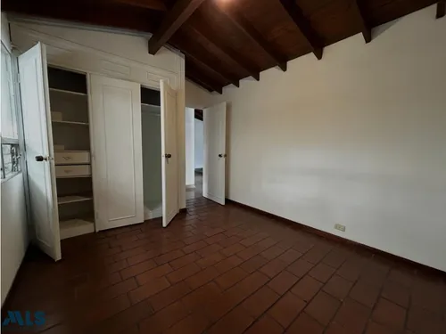 Casa En 2do Piso Con Espacios Amplios(mls#252985)
