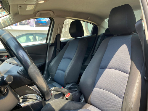 Toyota Yaris 1.5 R Le At