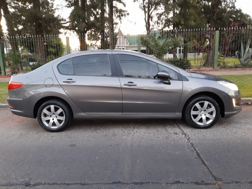 Peugeot 408 2.0 Allure 143cv
