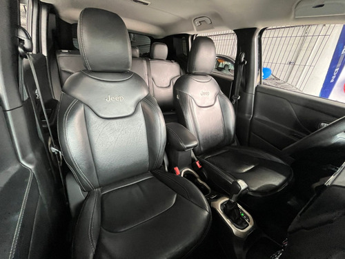 Jeep Renegade 1.8 Flex Aut. 5p