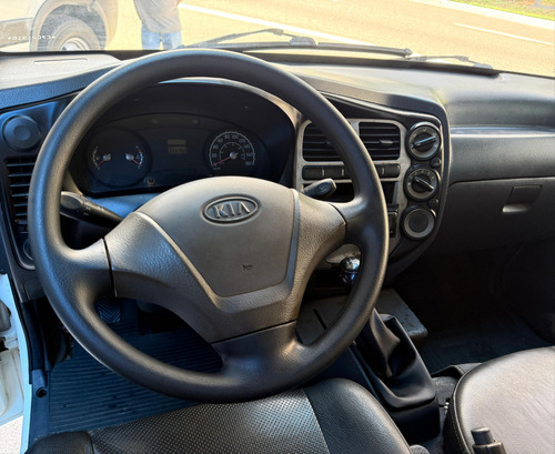 Kia Bongo 2.5 Std 4x2 Rs Turbo C/ Carroceria 2p