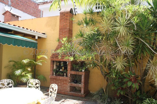 Ana Torres. Casa En Venta 2311877 En El Cafetal