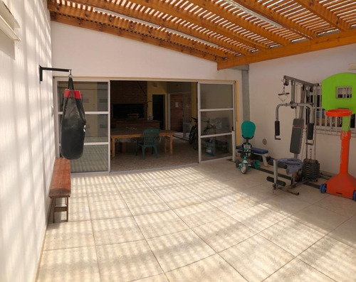 Imagen 17 de 23 de Chalet 4 Amb 2 Plantas Con Cochera