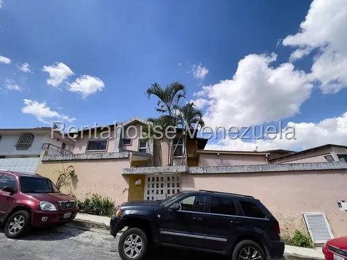 Casa En Venta. Urb. Sorocaima.