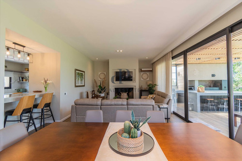 Casa En Venta En La Tahona