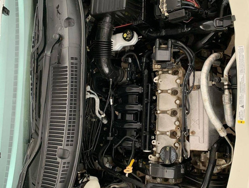 Imagem 2 de 3 de Volkswagen Saveiro 1.6 Msi Robust Cs 8v Flex 2p Manual