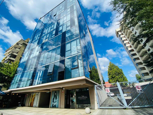 Excelente Oficina Edificio Uno K (68806)