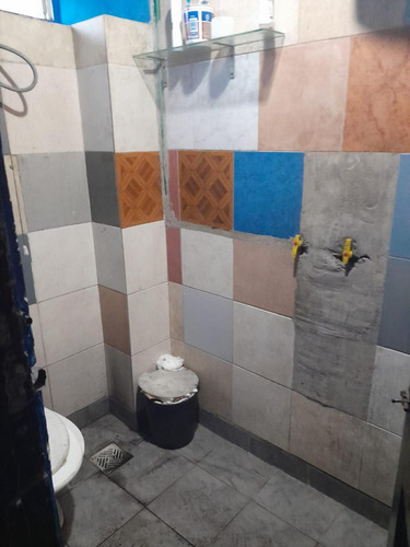 Lote Con Construccion En San Fernando Sobre Avenida