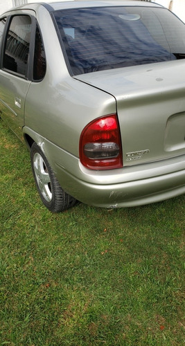 Imagen 9 de 9 de Chevrolet Corsa Classic Gls 1.4 4 Cuertas