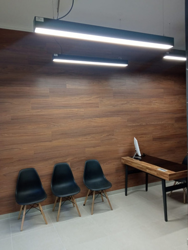 Oficina Paseo Peatonal En Edificio Remodelado