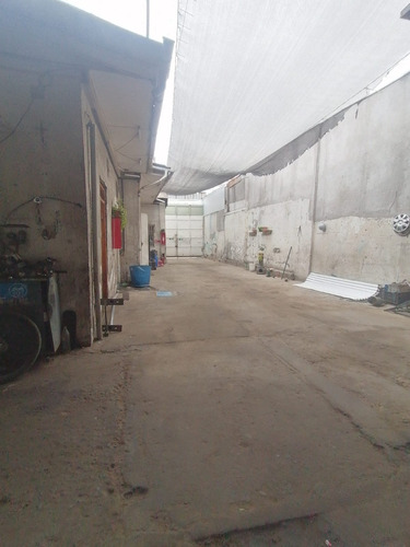 Venta Industrial, Galpón, Oficinas, San Isidro Con Maule