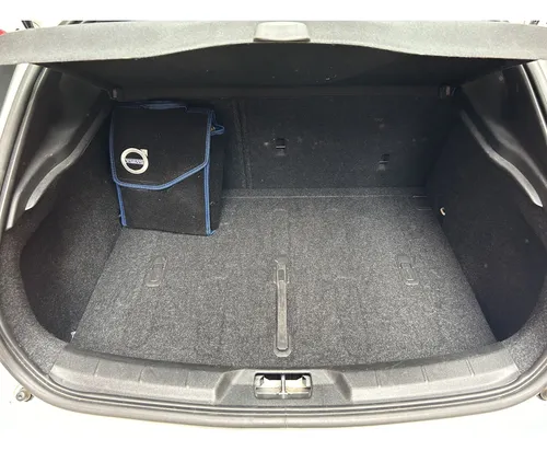 Volvo V40 2.0 T4 Drive-e R-design