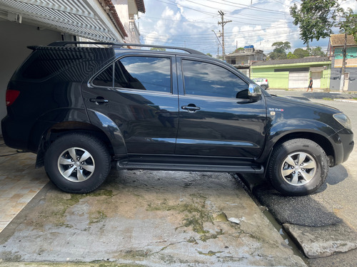 Toyota Hilux SW4 3.0 Srv 7l 4x4 Aut. 5p