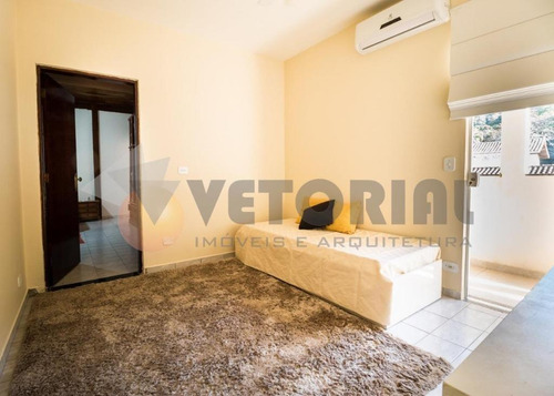Sobrado Com 04 Suítes E Piscina No Centro De Caraguatatubacentro - So0232