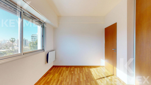 Departamento En Venta De 2 Dormitorios, La Plata