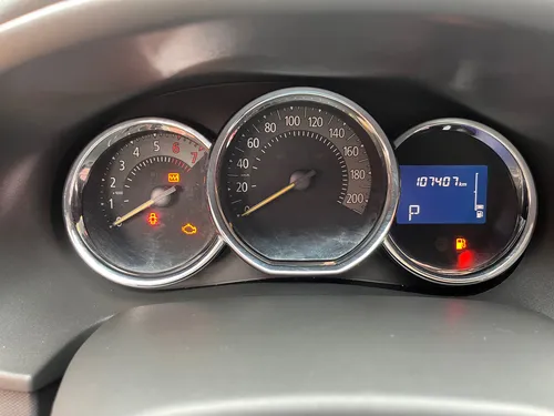 Renault Logan 1.6 Privilege / Intens