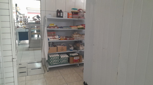 Prédio Comercial Com Padaria E 2 Casa A Venda