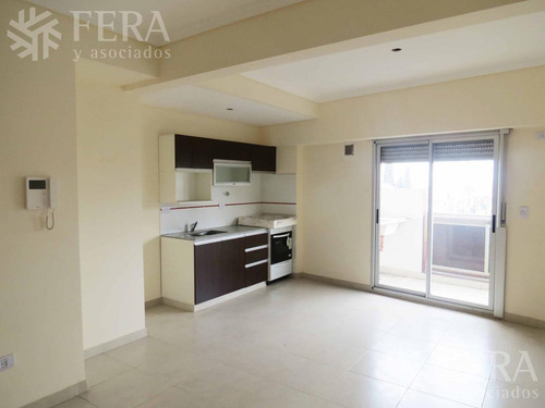 Imagen 8 de 10 de Venta De Departamento 2 Ambientes En Sarandi (24181)