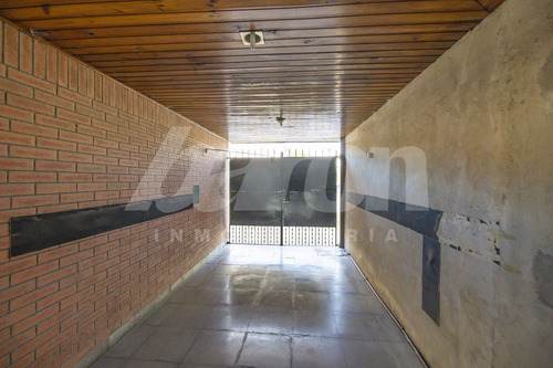 Casa En Venta En Remedios De Escalada