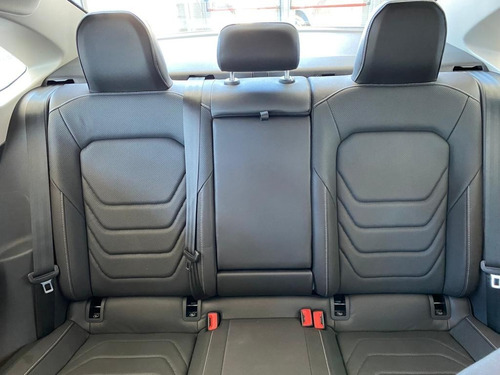 Imagen 14 de 25 de Volkswagen Vento 1.4 Highline 150cv At Semini Lucas