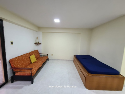 Apartamento Vacacional En Isla Margarita Con Terraza De Planta Baja En Playa El Angel