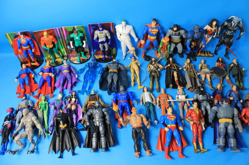 Shazam Dc Multiverse Mattel (Usado)