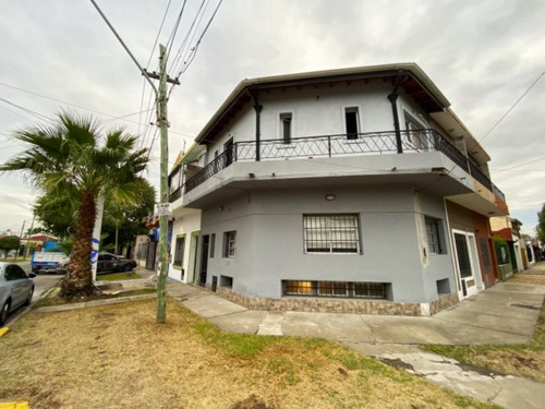 Ph De 3 Ambientes En Venta En Ituzaingo - Excelente Zona!