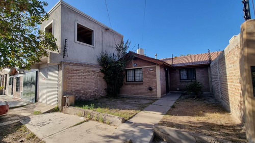 Casa En Maipu Luzuriaga Barrio Agua Y Energia