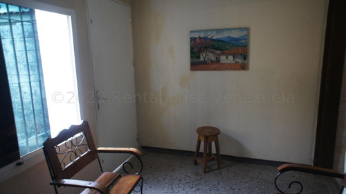 Imagen 13 de 30 de Casas En Venta Cabudare 04245565759