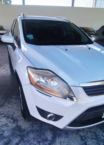 Fors Kuga 2.5t Trend 4x4