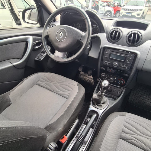 Imagem 5 de 15 de Renault Duster Dynamique