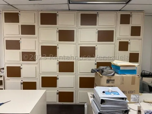 Venta De Oficina En La Urbina
