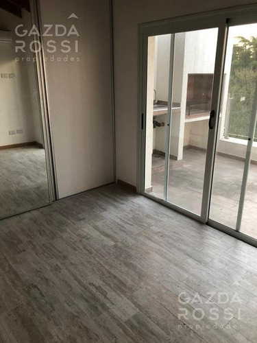 Imagen 5 de 11 de Hermoso Departamento En Duplex En Complejo Main Park, Canning