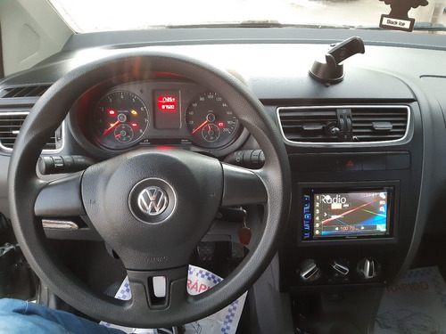 Volkswagen Fox 1.0 Vht Trend Total Flex 5p 2013