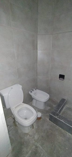 Imagen 8 de 11 de Hermoso Departamento En Venta De2 Ambientes En Turdera