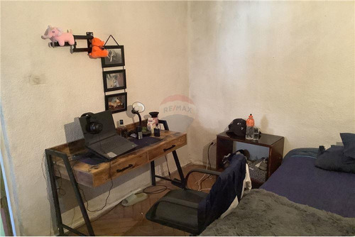 Imagen 8 de 11 de Se Vende Casa Con Potencial Como Bodega, Santiago