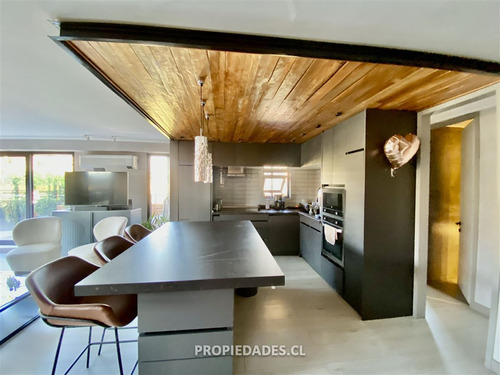 Departamento En Venta De 3 Dorm. En Vitacura