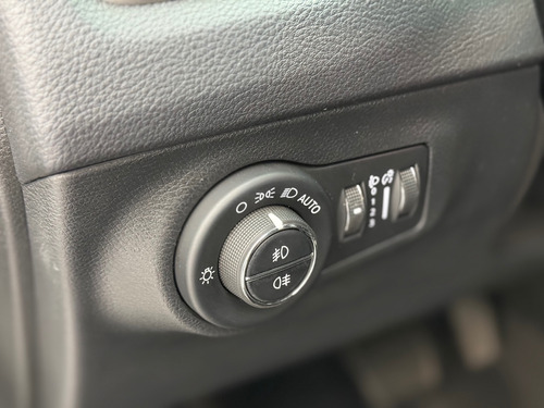 Jeep Compass 2.0 Longitude Aut. 5p