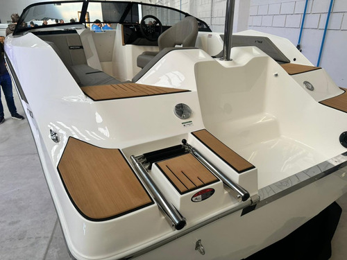 Piccini 170 + Mercury 115hp - Motor Haus S.a.