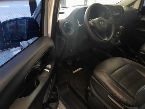 Mercedes-Benz Vito 1.6 111 Cdi Furgon Mixto Aa 114cv