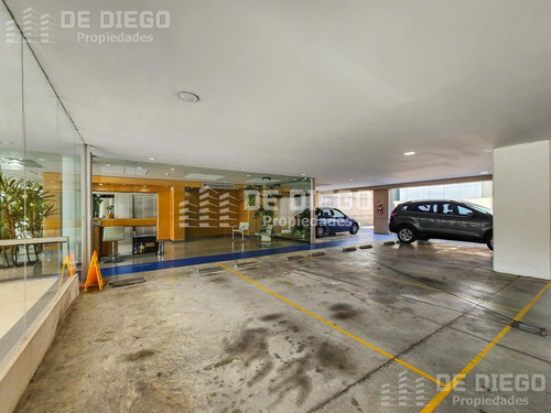 Venta Oficina De 260 M2 Con 4 Cocheras En Edificio One World, Olivos, Vicente Lopez