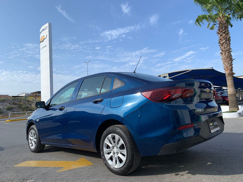 Imagen 4 de 12 de Chevrolet Onix 2021 1.0 Ls At