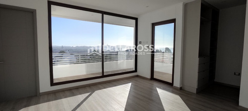 Casa En Condominio Privado, Ubicación Privilegiada
