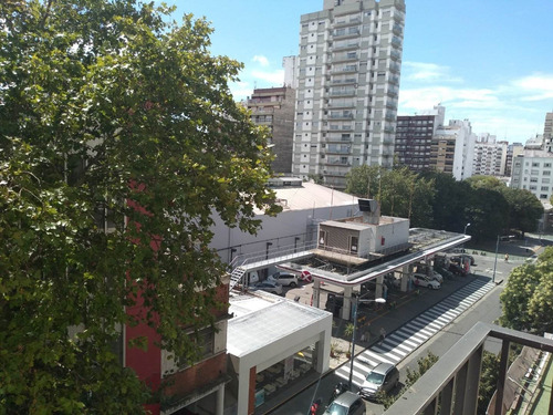 Imagen 19 de 22 de Departamento De 3 Ambientes - A La Calle - Moreno 3100