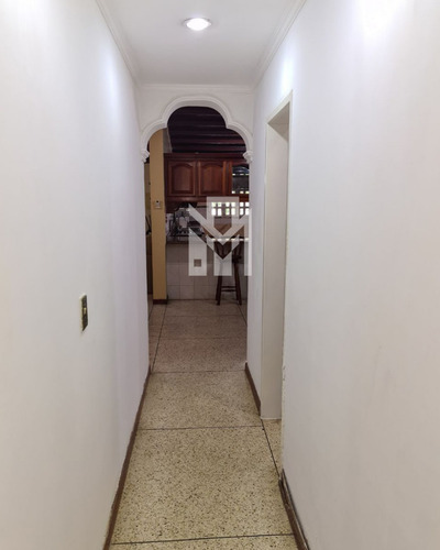 Casa En Venta Y Alquiler Urbanización Los Mangos, Puerto Ordaz, Estado Bolívar.