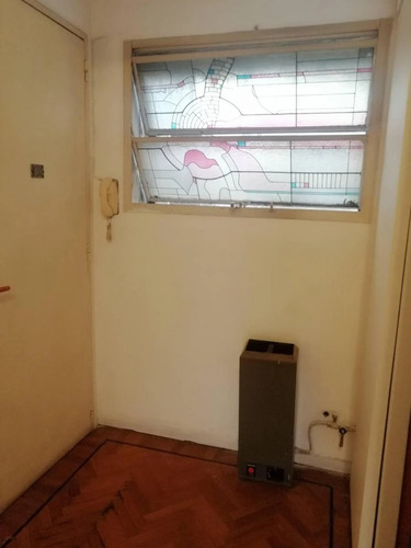 Venta Dos Ambientes C/balcón Sarmiento 2200 Balvanera