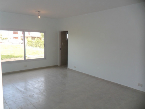 Casa En Venta Don Joaquin 5 Ambientes - Contrato Dos Años Ajuste Trimestral Por Ipc-